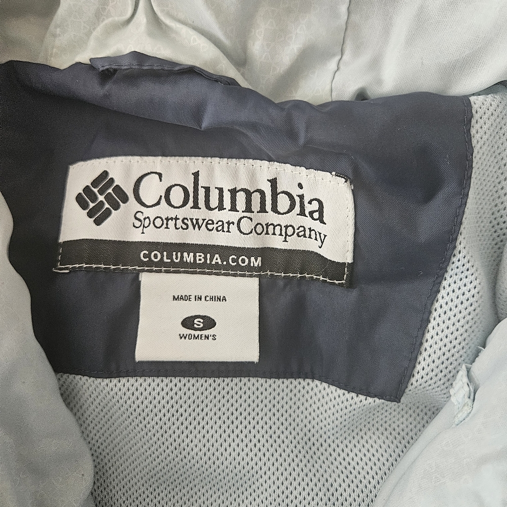 Columbia Navy and Light Blue Jacket - Picture 5 of 5